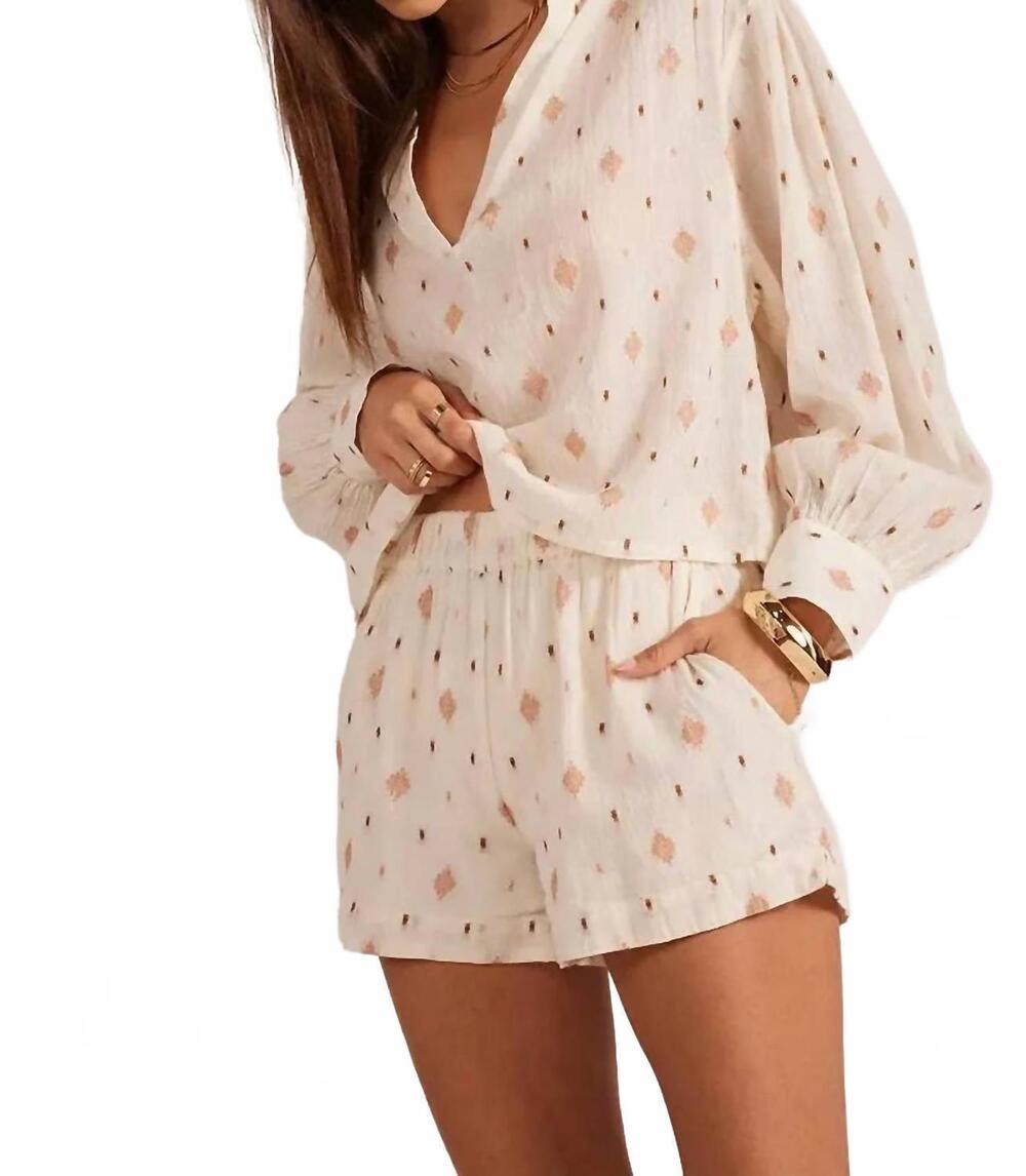 NEW BOBI easy relaxed short in cream